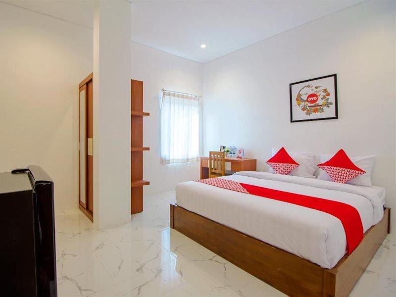Super Oyo 13I9 88 Exclusive Guesthouse Kejayan Exteriér fotografie