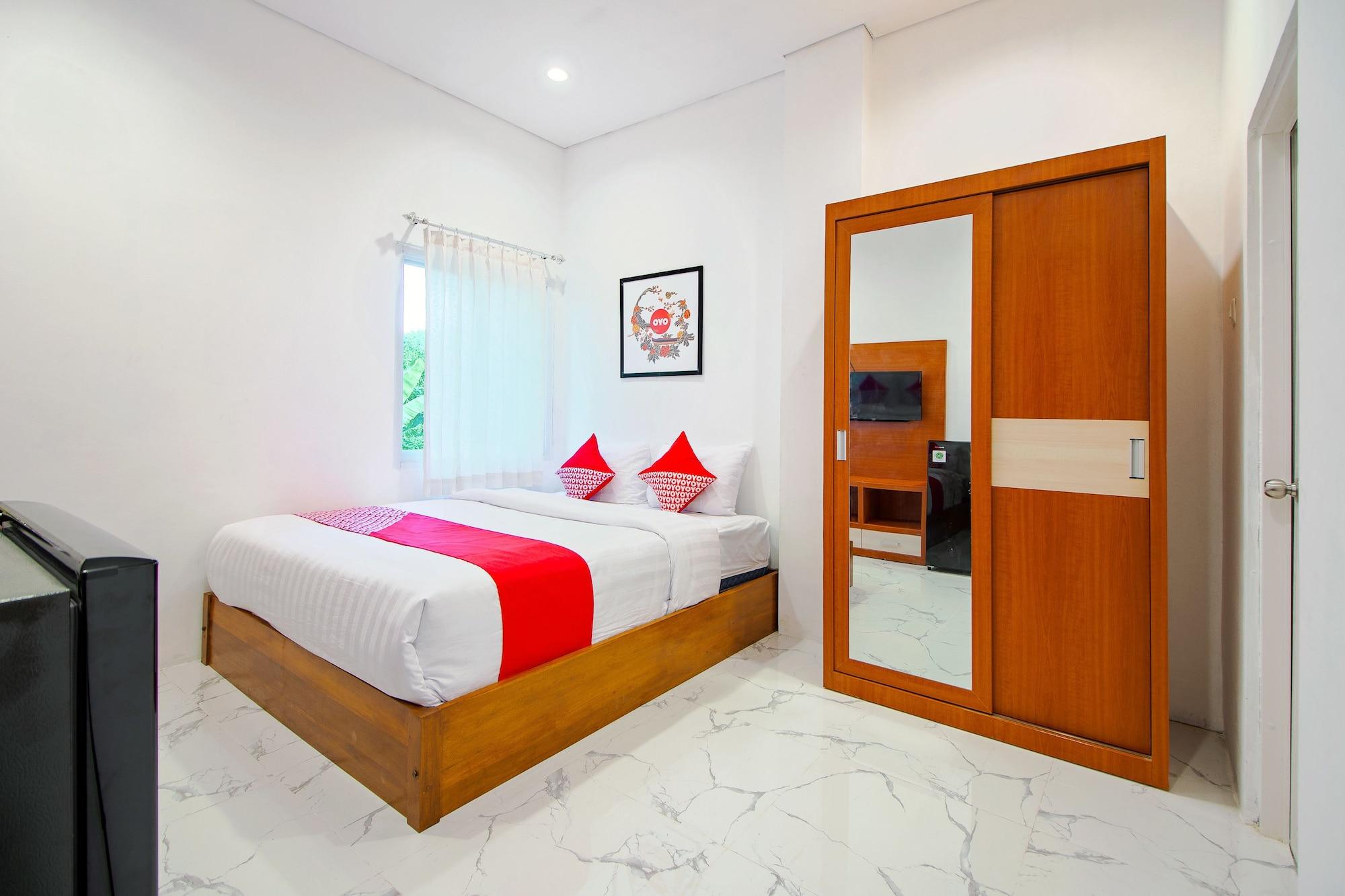 Super Oyo 13I9 88 Exclusive Guesthouse Kejayan Exteriér fotografie