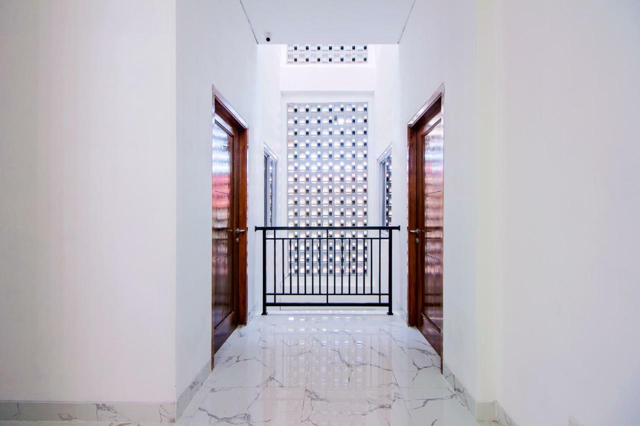Super Oyo 13I9 88 Exclusive Guesthouse Kejayan Exteriér fotografie