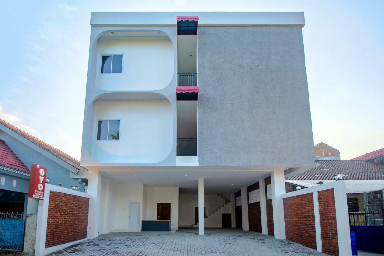 Super Oyo 13I9 88 Exclusive Guesthouse Kejayan Exteriér fotografie