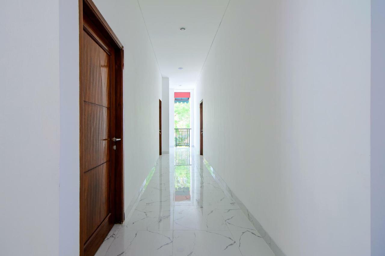 Super Oyo 13I9 88 Exclusive Guesthouse Kejayan Exteriér fotografie