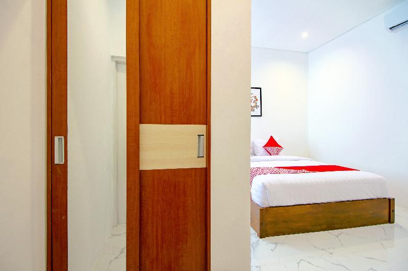 Super Oyo 13I9 88 Exclusive Guesthouse Kejayan Exteriér fotografie
